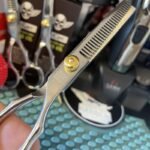 Tijera entresacadora punta dorada 5,5 pulg Obopekal - Imagen 5